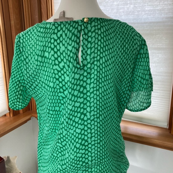 Banana Republic size small shell top - Picture 3 of 6